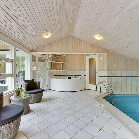 Ellanor - 1km From The Sea By Interhome Vesterhede