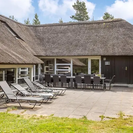 Ferienhaus Ellanor - 1km From The Sea By Interhome